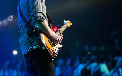 形容秋天树木的成语