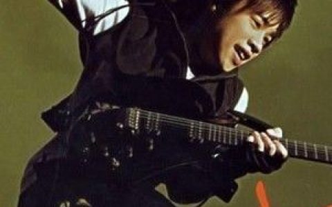 独唱情歌歌词 Tank独唱情歌歌曲LRC歌词下载