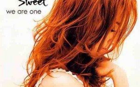 We Are One歌词 Kelly Sweet We Are One歌曲LRC歌词下载